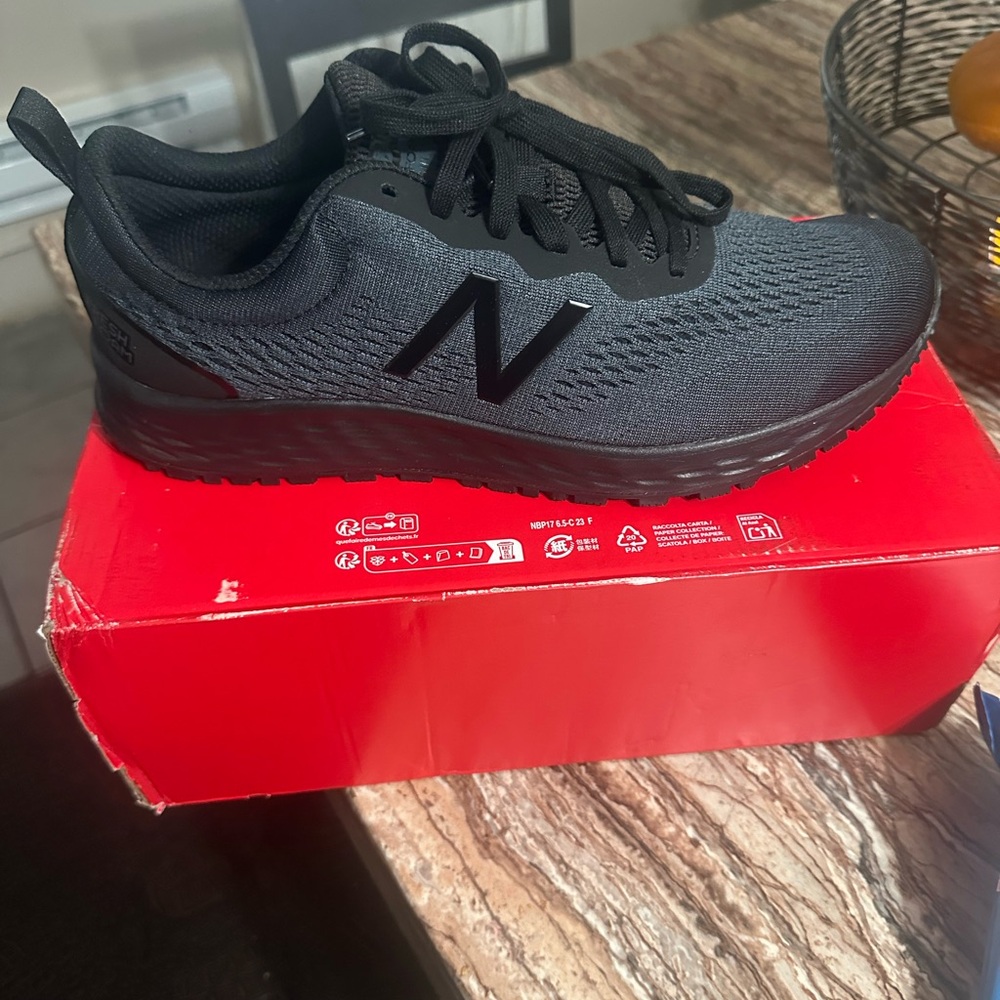 New Balance men sneakers size 11